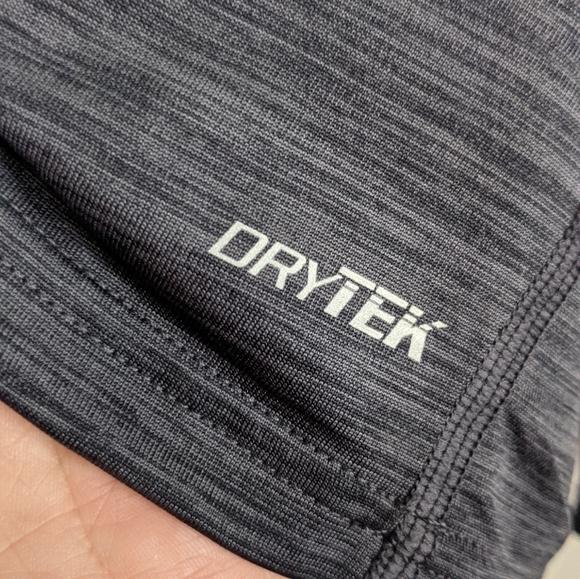 Nwot Drytek Long Sleeve Activewear Shirt M - Picture 5 of 9